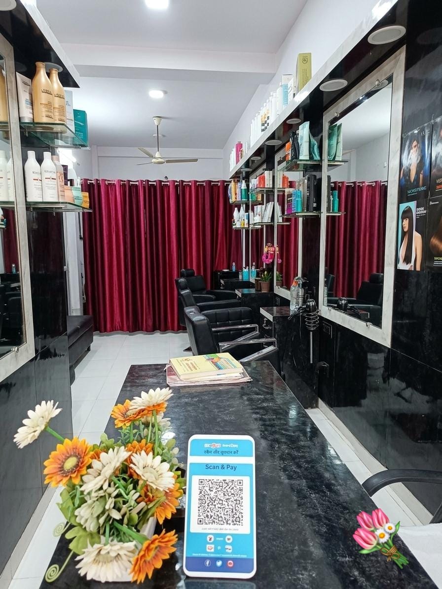 Astha Salon Experience